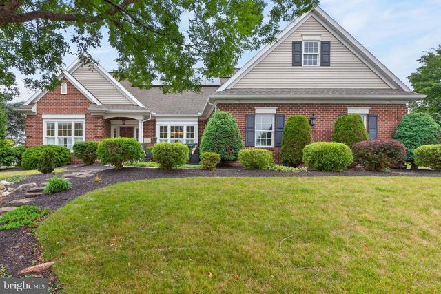 804 SHORE LANDING DR, Lebanon, PA 17046