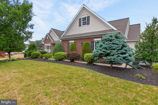 804 SHORE LANDING DR, Lebanon, PA 17046