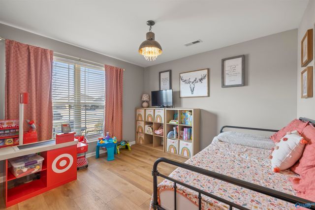 361 Willow Bank Circle, Decatur, AL 35603