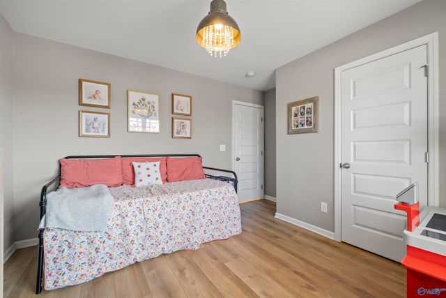 361 Willow Bank Circle, Decatur, AL 35603