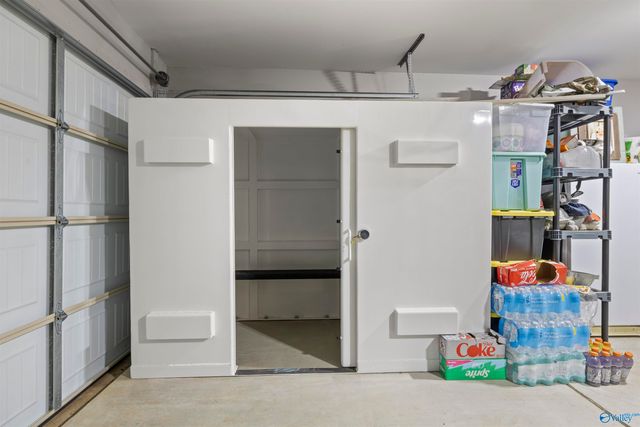 361 Willow Bank Circle, Decatur, AL 35603