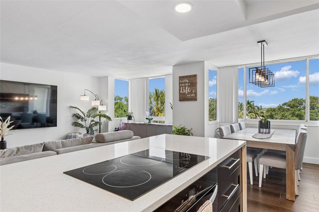 644 ISLAND WAY 405, Clearwater, FL 33767