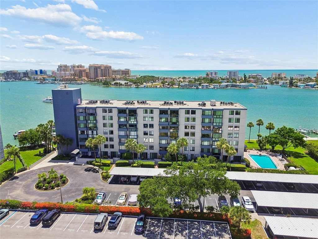 644 ISLAND WAY 405, Clearwater, FL 33767