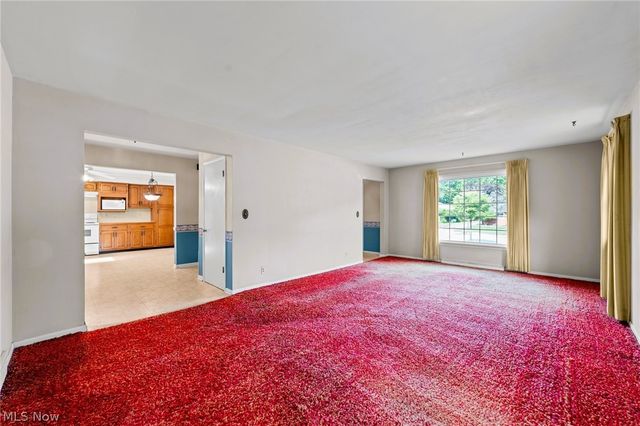 3112 Englewood Drive, Silver Lake, OH 44224