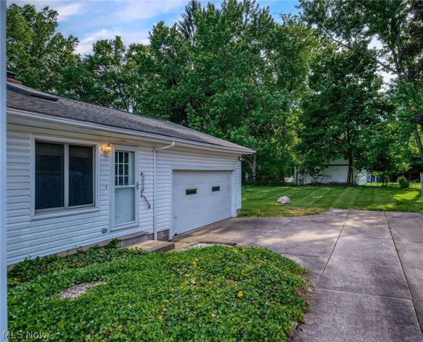 3112 Englewood Drive, Silver Lake, OH 44224