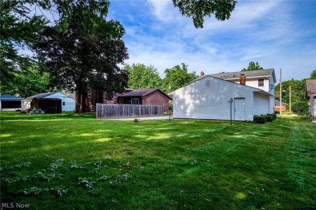 3112 Englewood Drive, Silver Lake, OH 44224