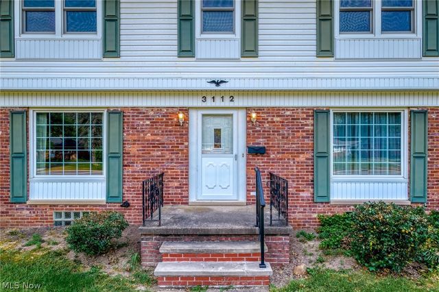 3112 Englewood Drive, Silver Lake, OH 44224