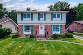 3112 Englewood Drive, Silver Lake, OH 44224
