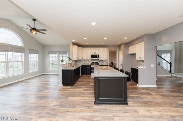 3330 Stillwater Drive, Medina, OH 44256