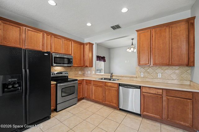 4076 Fitzroy Reef Drive, Mims, FL 32754