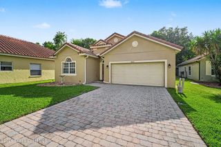 4076 Fitzroy Reef Drive, Mims, FL 32754