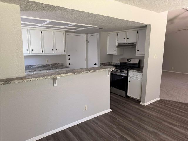 606 Brookhollow DR, Pflugerville, TX 78660