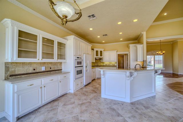 1617 NE 35th St, Lawton, OK 73507