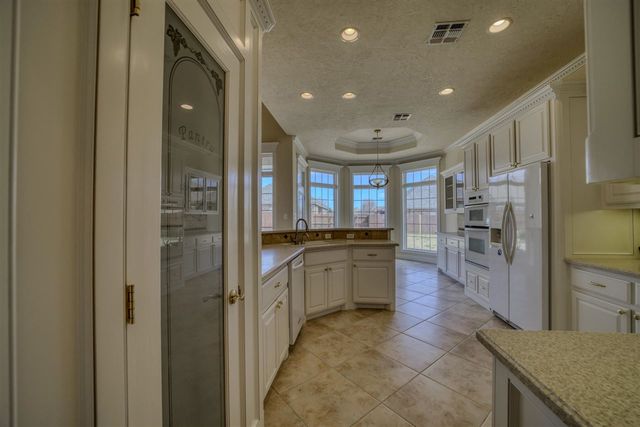 1617 NE 35th St, Lawton, OK 73507