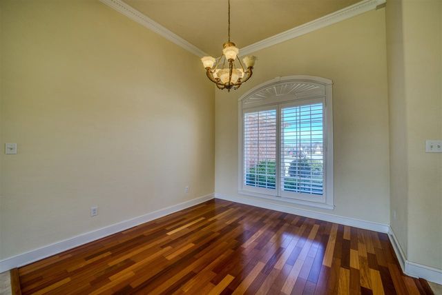 1617 NE 35th St, Lawton, OK 73507