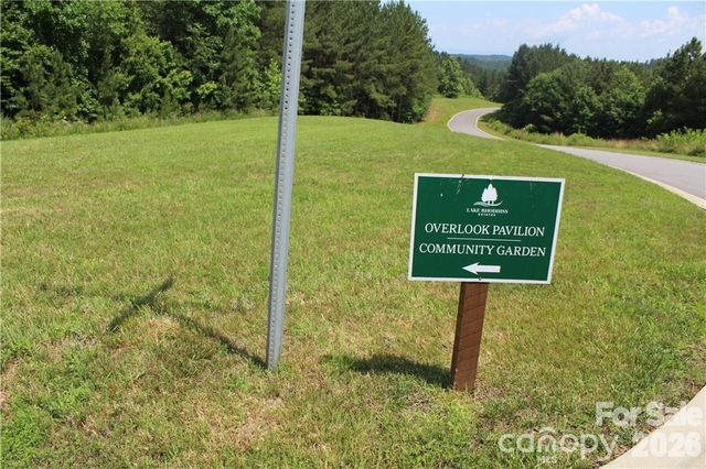 218 Table Rock Trace NW 166, Morganton, NC 28655