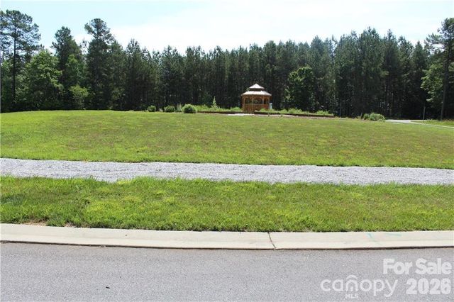 218 Table Rock Trace NW 166, Morganton, NC 28655