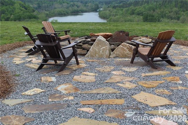 218 Table Rock Trace NW 166, Morganton, NC 28655