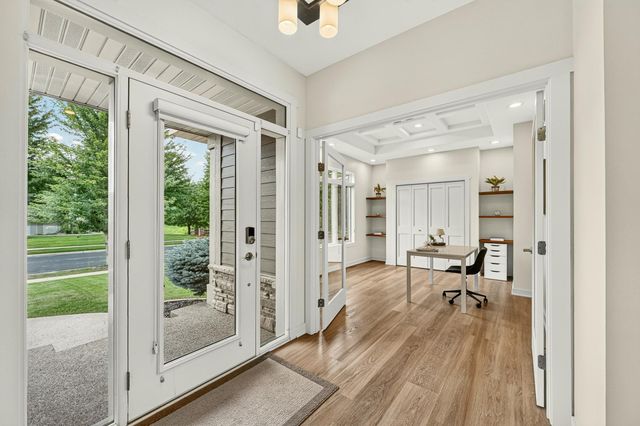 4010 Autumn Lake Court SW, Rochester, MN 55902
