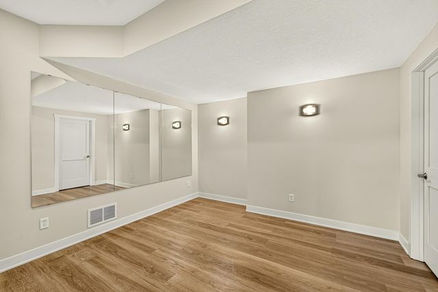 4010 Autumn Lake Court SW, Rochester, MN 55902