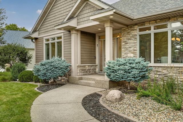 4010 Autumn Lake Court SW, Rochester, MN 55902
