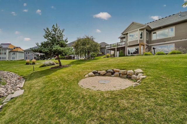 4010 Autumn Lake Court SW, Rochester, MN 55902