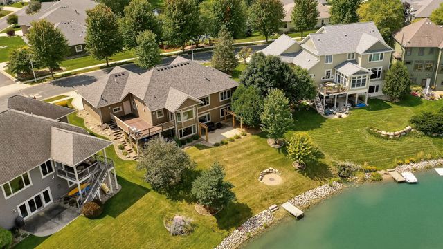 4010 Autumn Lake Court SW, Rochester, MN 55902
