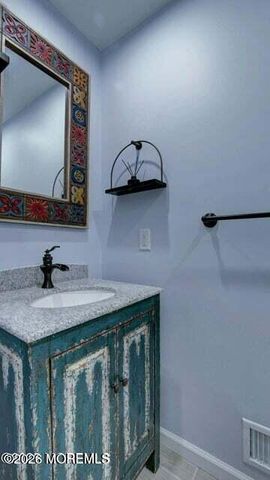 57 Chestnut Way, Manalapan, NJ 07726