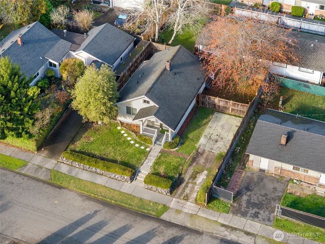 3807 S 34th Street, Tacoma, WA 98409