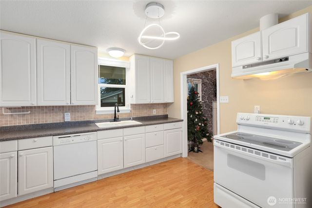 3807 S 34th Street, Tacoma, WA 98409