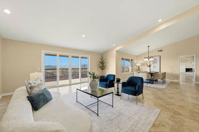 30603 Roadrunner Ridge, Valley Center, CA 92082