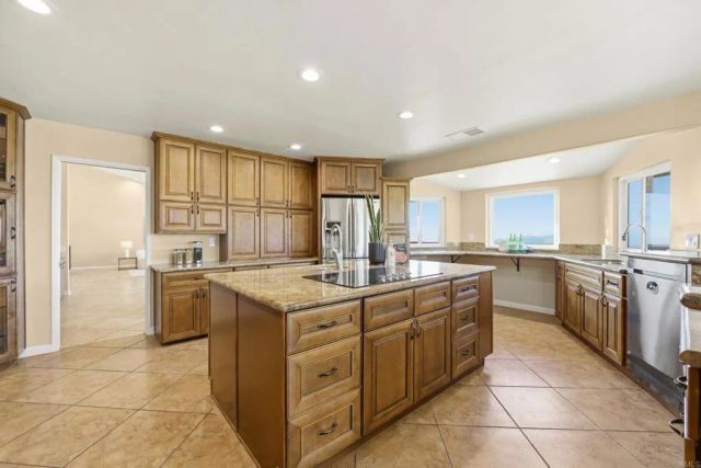 30603 Roadrunner Ridge, Valley Center, CA 92082