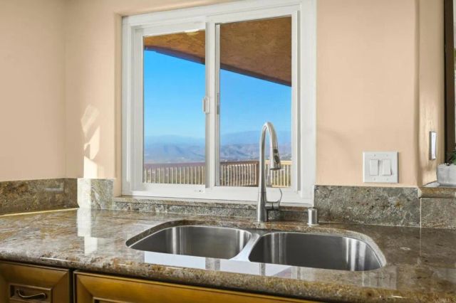 30603 Roadrunner Ridge, Valley Center, CA 92082