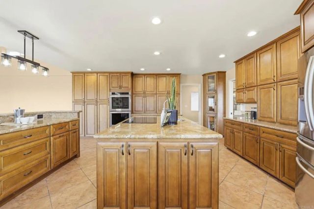 30603 Roadrunner Ridge, Valley Center, CA 92082
