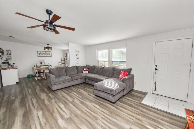 11516 TUTEN LOOP, Lithia, FL 33547