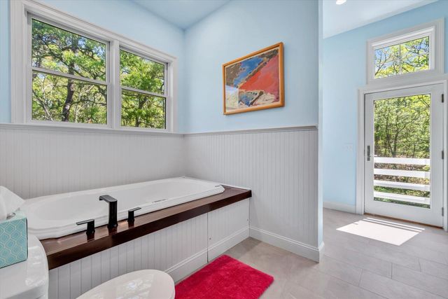 988 Crowells Bog Road, Brewster, MA 02631