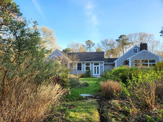 988 Crowells Bog Road, Brewster, MA 02631
