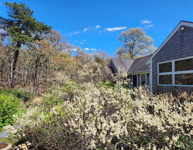 988 Crowells Bog Road, Brewster, MA 02631