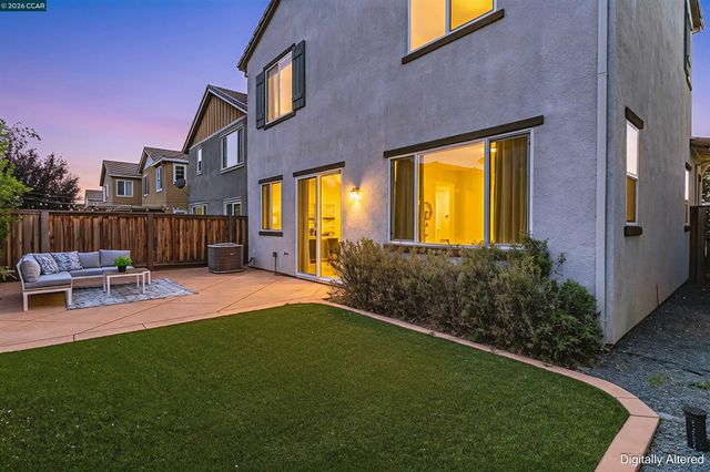 136 Davisco Dr, Oakley, CA 94561