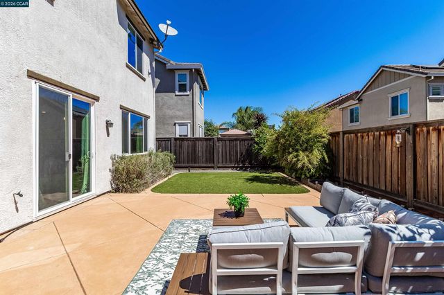 136 Davisco Dr, Oakley, CA 94561