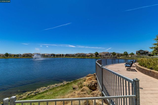 136 Davisco Dr, Oakley, CA 94561