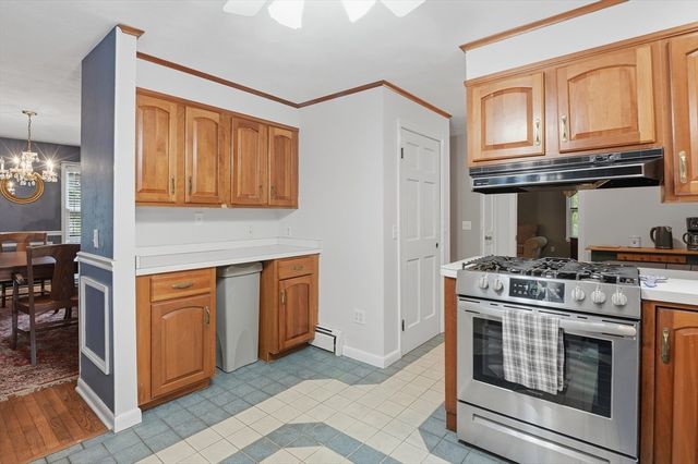 160 Twinbrooke Drive, Holden, MA 01520
