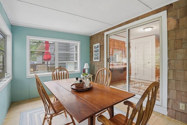 160 Twinbrooke Drive, Holden, MA 01520