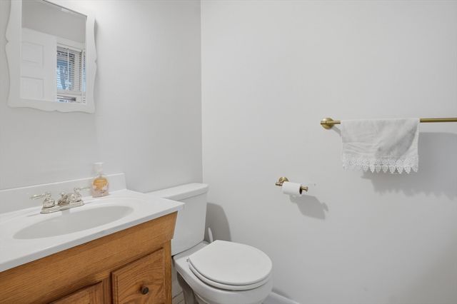 160 Twinbrooke Drive, Holden, MA 01520