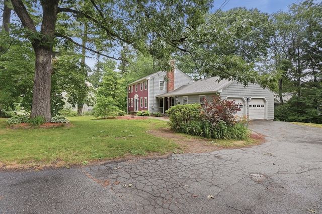 160 Twinbrooke Drive, Holden, MA 01520
