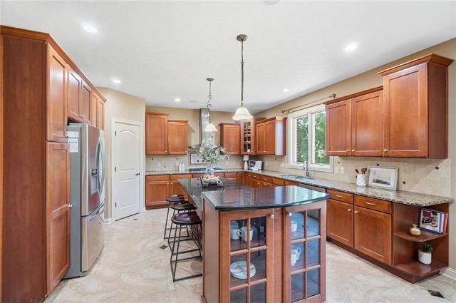 10540 Wallingsford Circle, Washington Twp, OH 45458