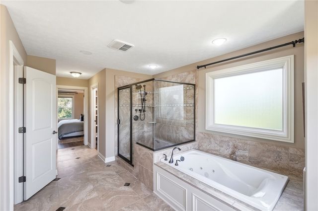 10540 Wallingsford Circle, Washington Twp, OH 45458