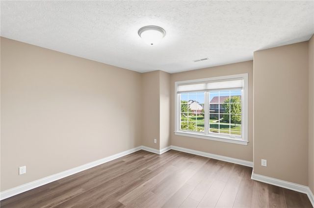 10540 Wallingsford Circle, Washington Twp, OH 45458