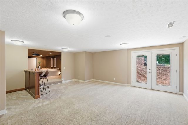 10540 Wallingsford Circle, Washington Twp, OH 45458