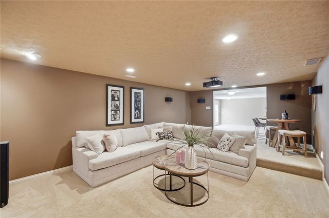 10540 Wallingsford Circle, Washington Twp, OH 45458